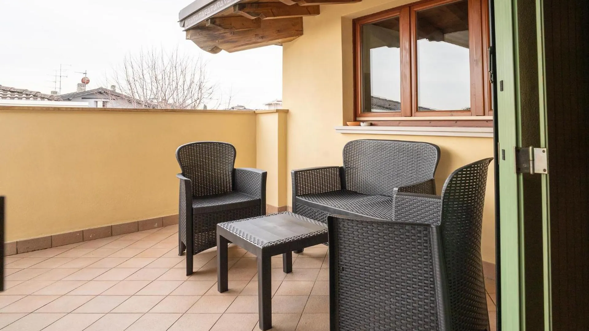 Terrazza Incanto, Con Terrazza E Garage Desenzano del Garda Apartment